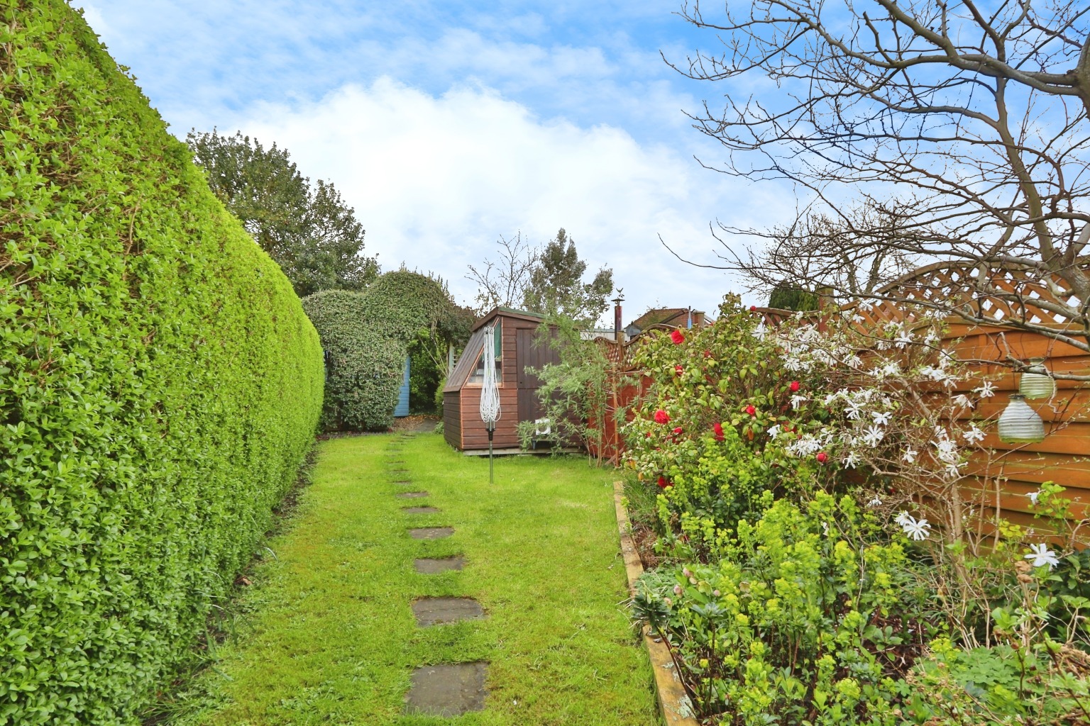 2 bed terraced house for sale in Queensgate, Beverley  - Property Image 13