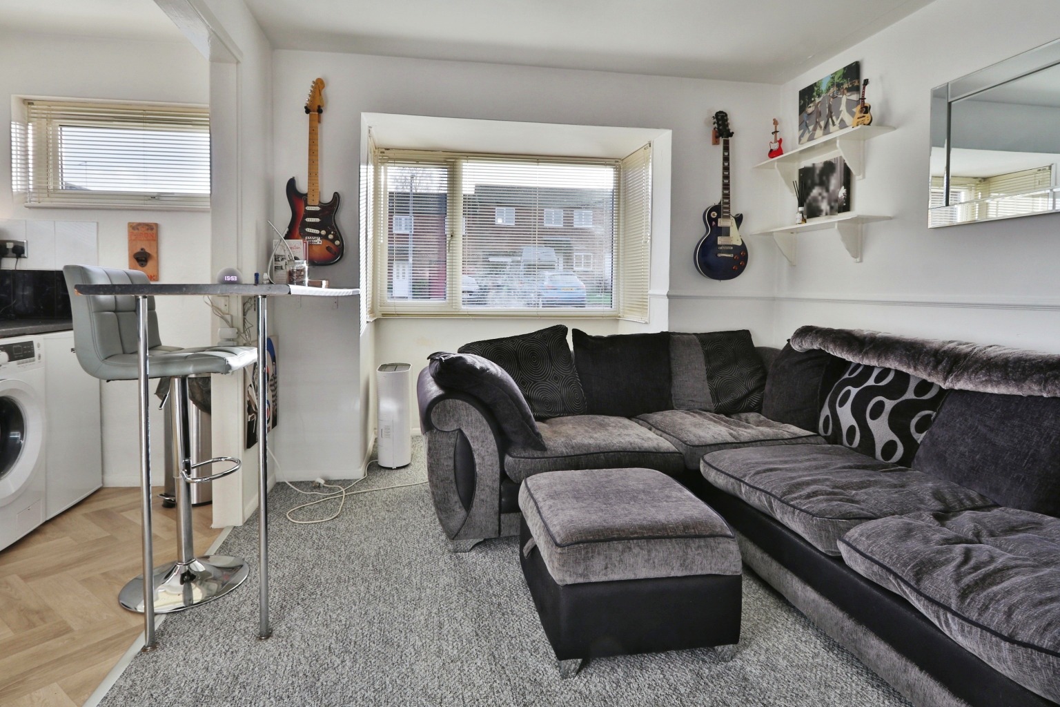 1 bed flat for sale in Canterbury Close, Beverley  - Property Image 3