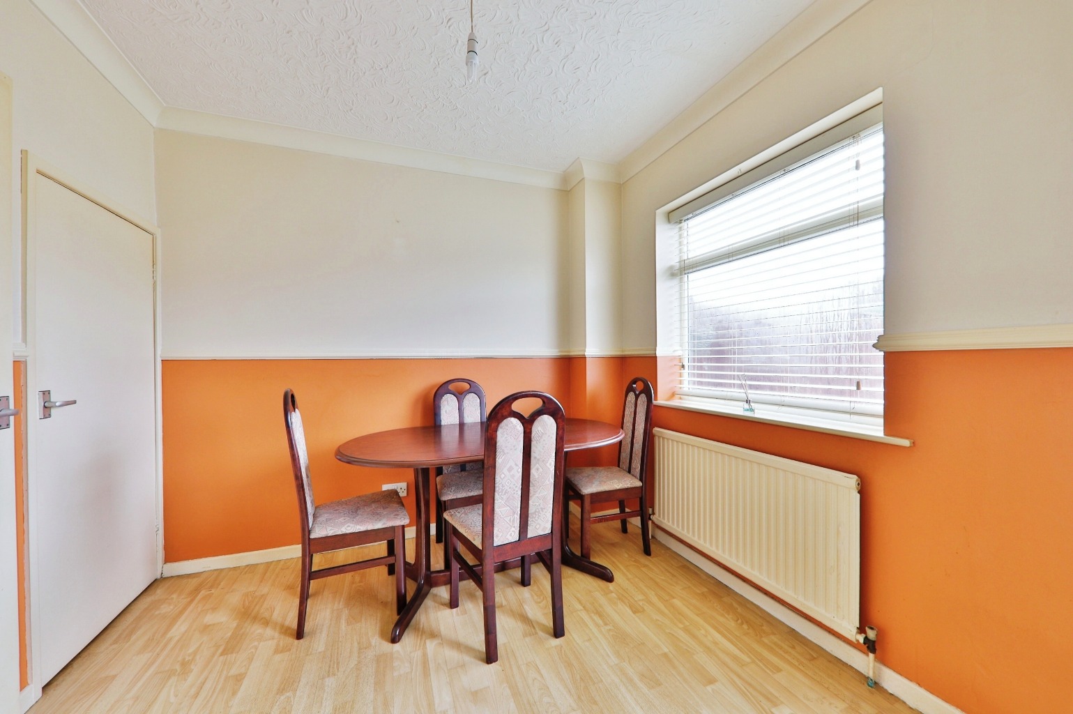 3 bed terraced house for sale in Grove Park, Beverley  - Property Image 3