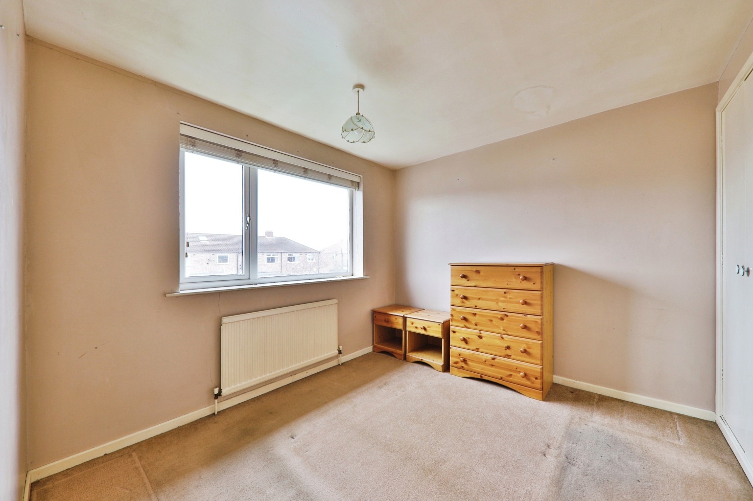 3 bed terraced house for sale in Grove Park, Beverley  - Property Image 4