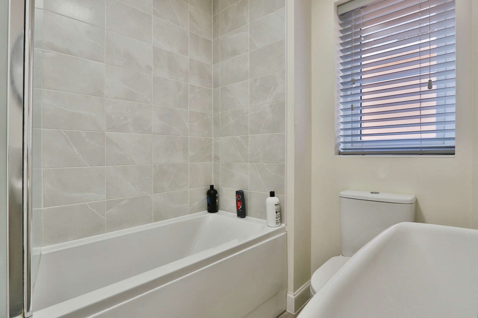 2 bed semi-detached house for sale in Hornbeam Close, Beverley  - Property Image 7