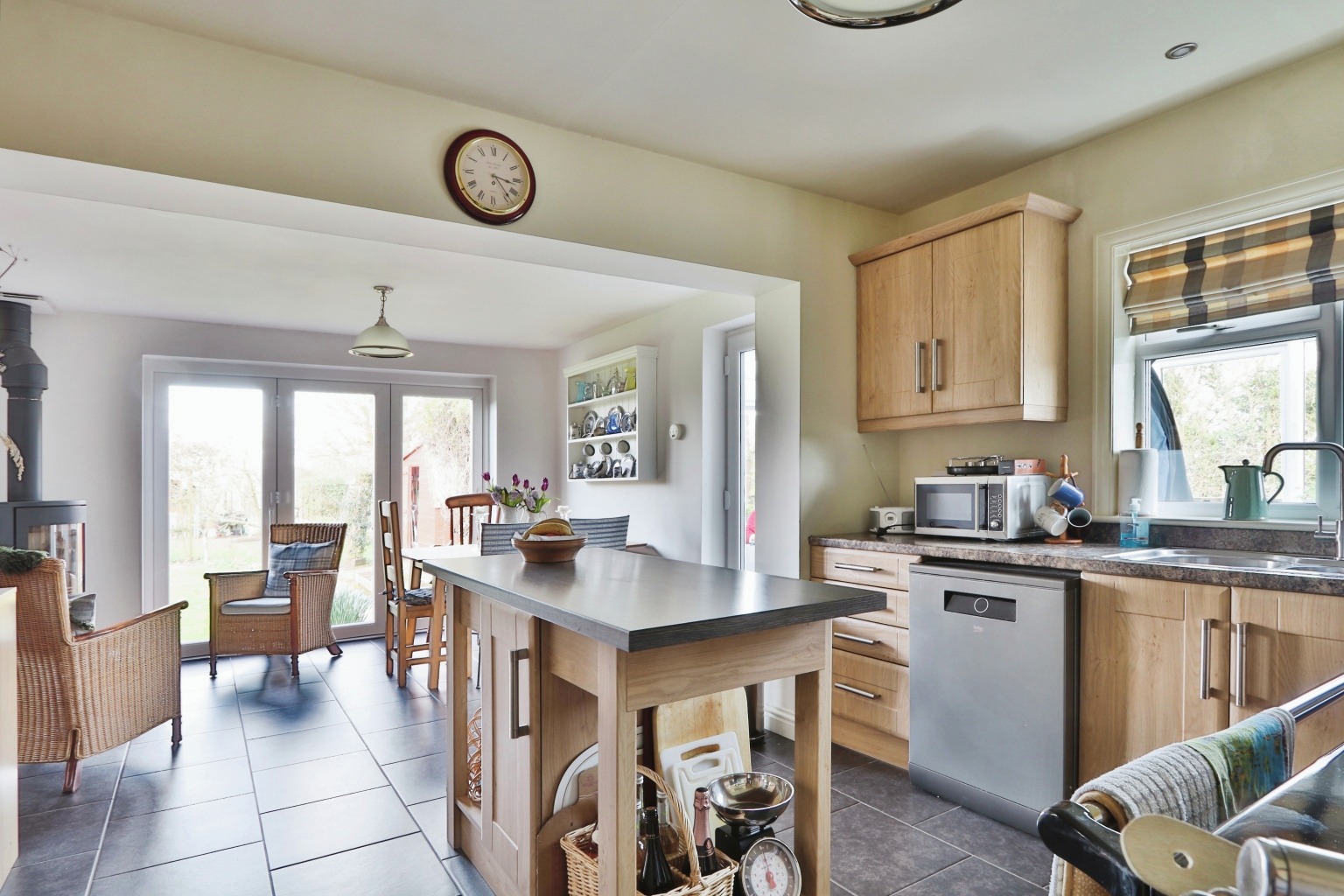 2 bed detached bungalow for sale in Whins Lane, Beverley  - Property Image 4