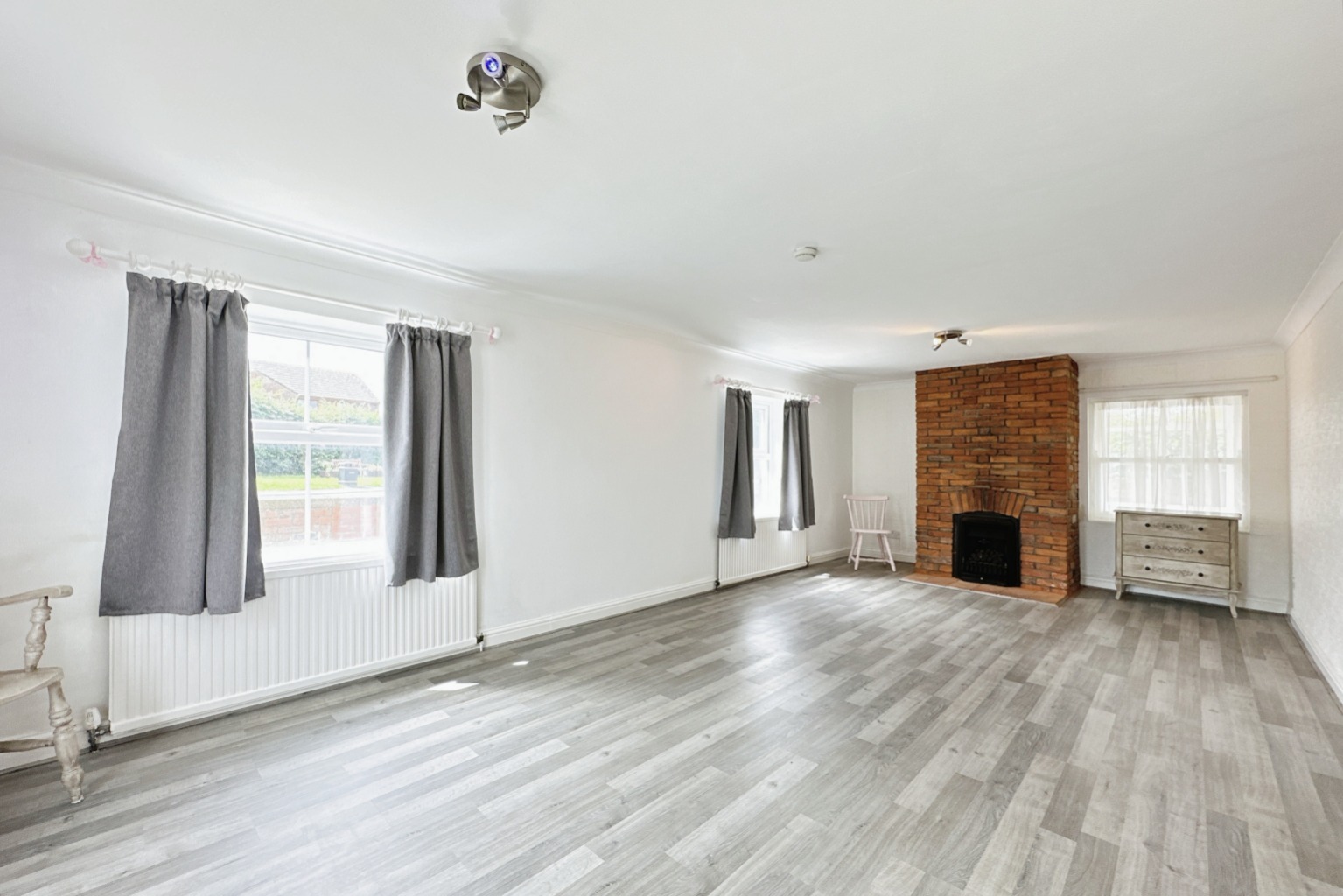 3 bed detached house for sale in Main Street, Beverley  - Property Image 3