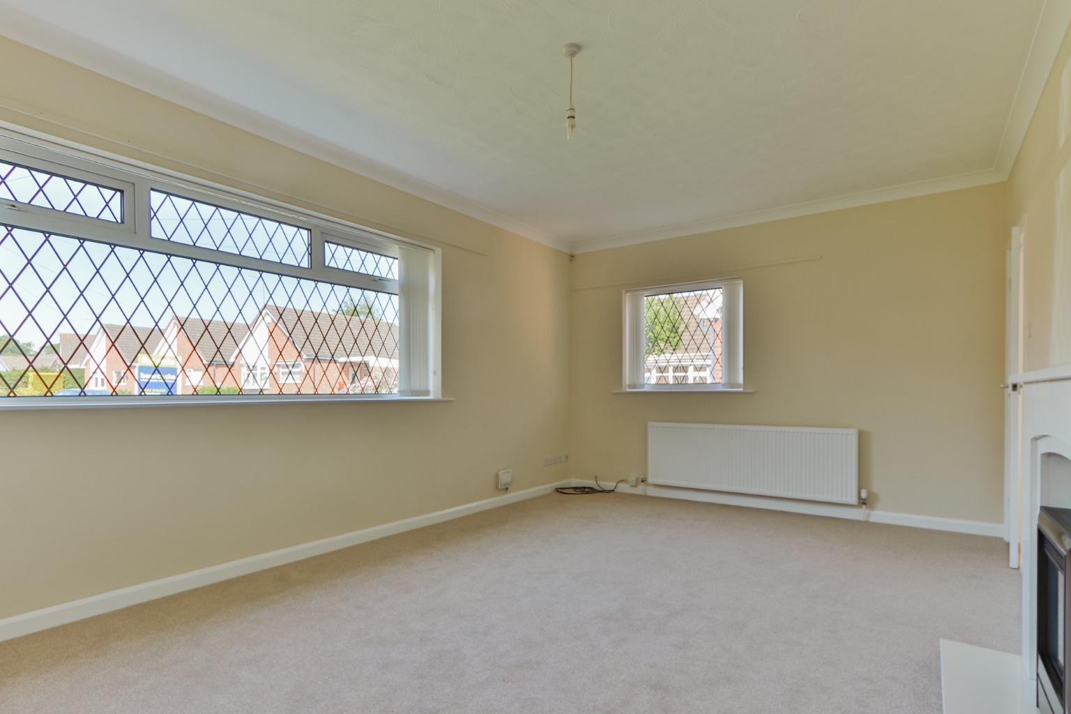 2 bed detached bungalow for sale in Cave Crescent, Cottingham - Property Image 1
