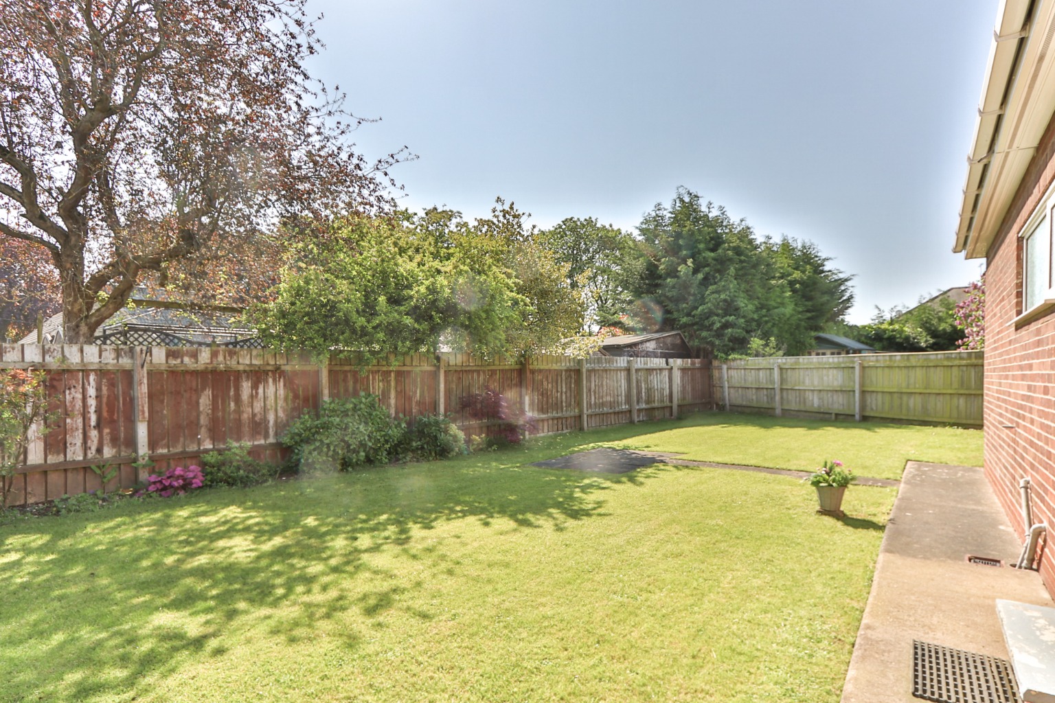 2 bed detached bungalow for sale in Cave Crescent, Cottingham  - Property Image 7