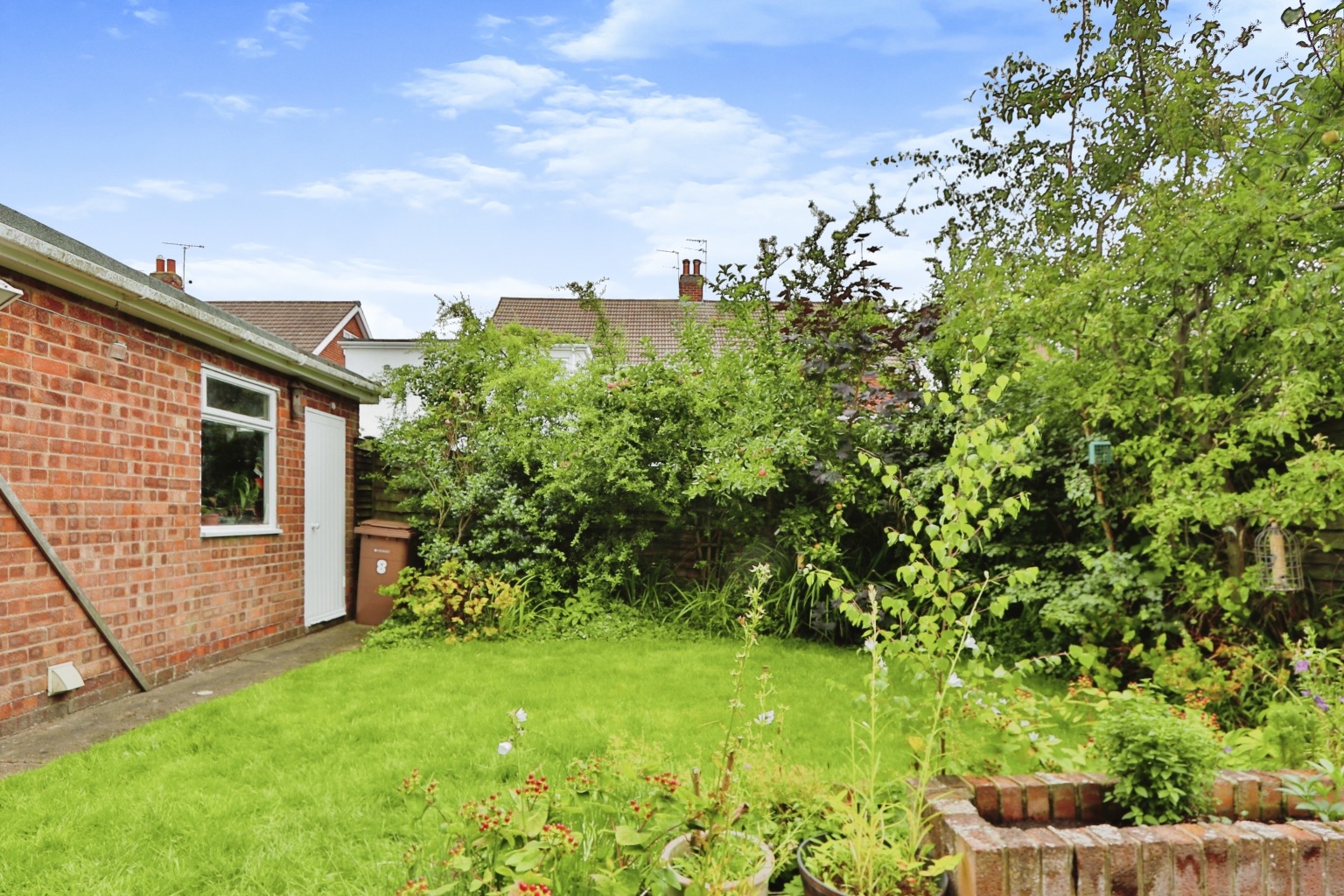 4 bed semi-detached house for sale in Woodstock Close, Cottingham  - Property Image 15