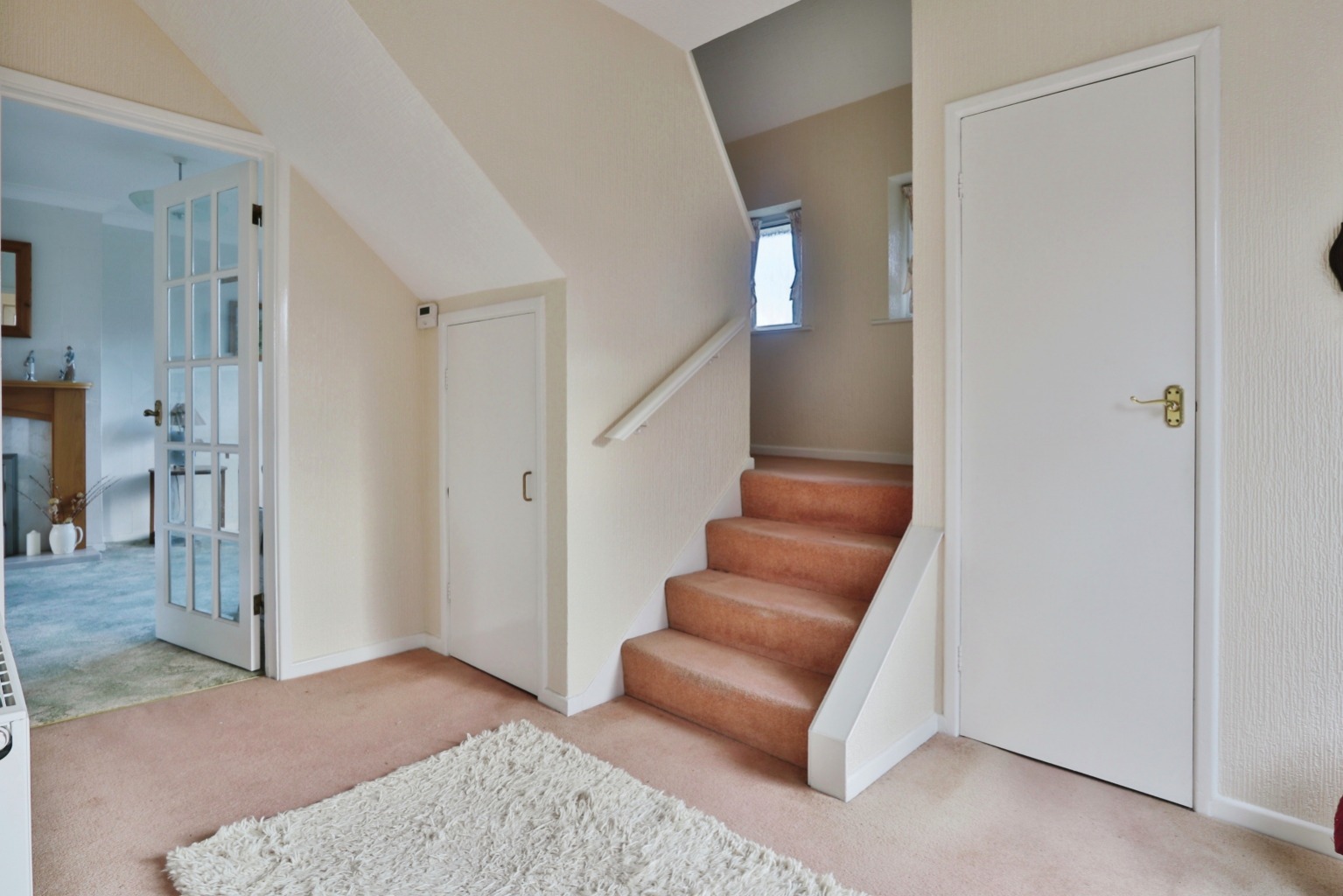 4 bed semi-detached house for sale in Woodstock Close, Cottingham  - Property Image 3