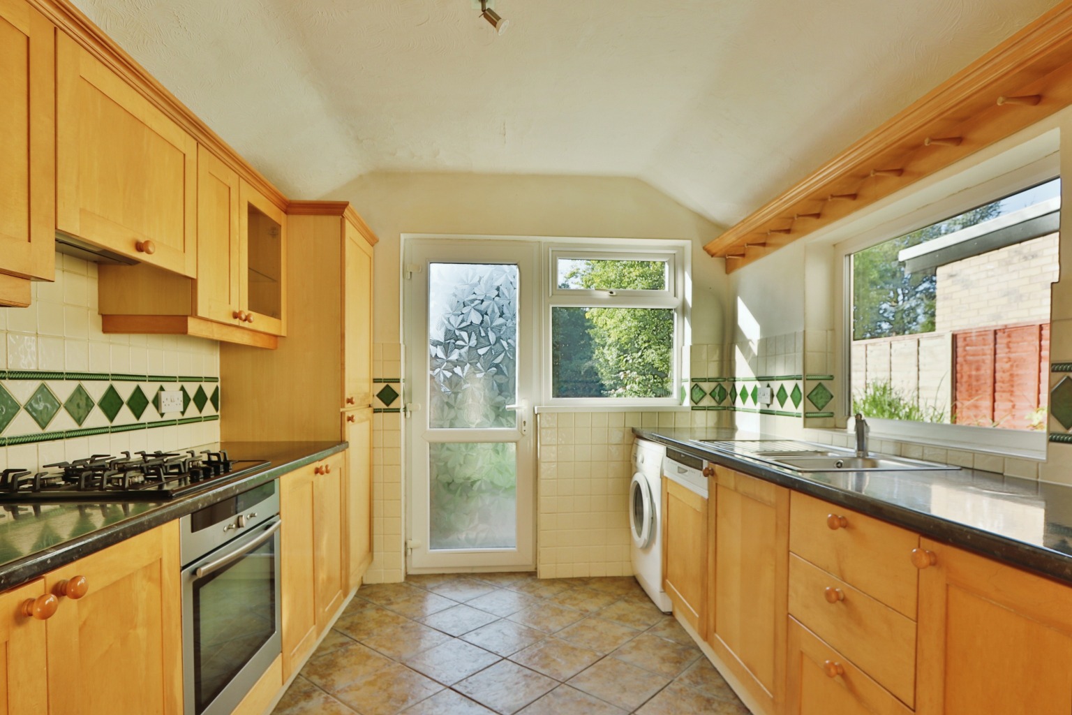 3 bed semi-detached house for sale in Westfield Road, Cottingham  - Property Image 2
