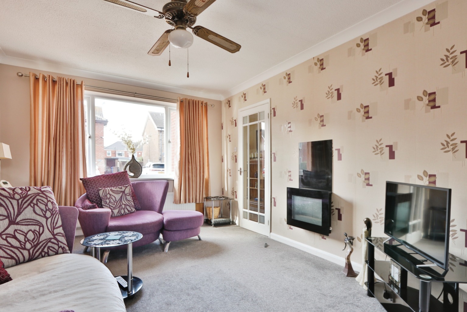 3 bed semi-detached house for sale in St Anne's Drive, Cottingham  - Property Image 5