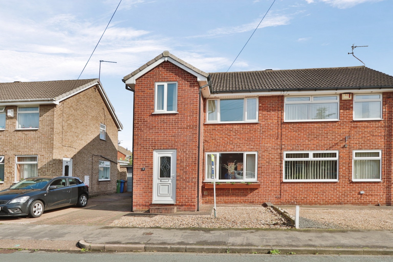 3 bed semi-detached house for sale in St Anne's Drive, Cottingham  - Property Image 1