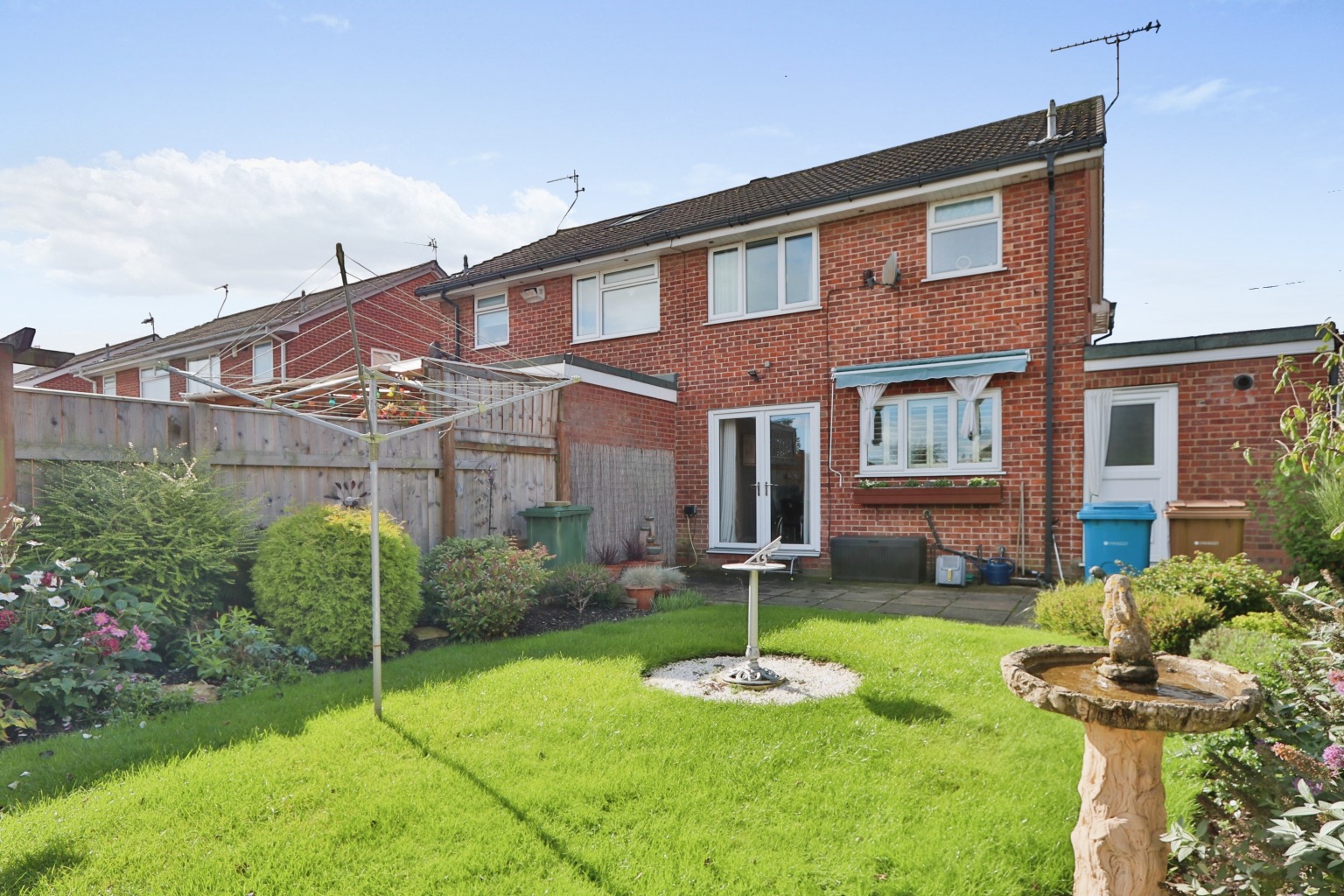 3 bed semi-detached house for sale in St Anne's Drive, Cottingham  - Property Image 15