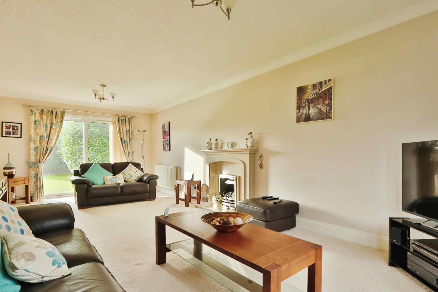 3 bed detached bungalow for sale in Eppleworth Road, Cottingham  - Property Image 8