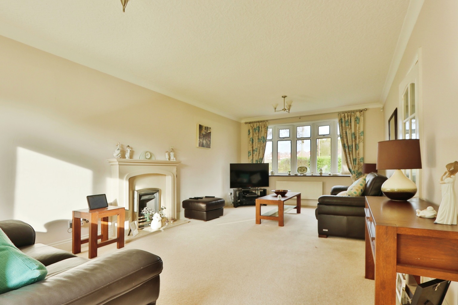 3 bed detached bungalow for sale in Eppleworth Road, Cottingham  - Property Image 10
