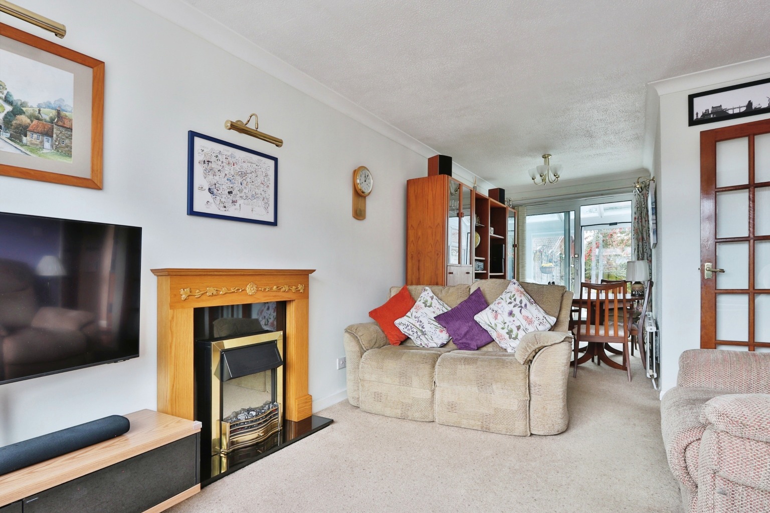 3 bed semi-detached house for sale in St Anne's Drive, Cottingham - Property Image 1