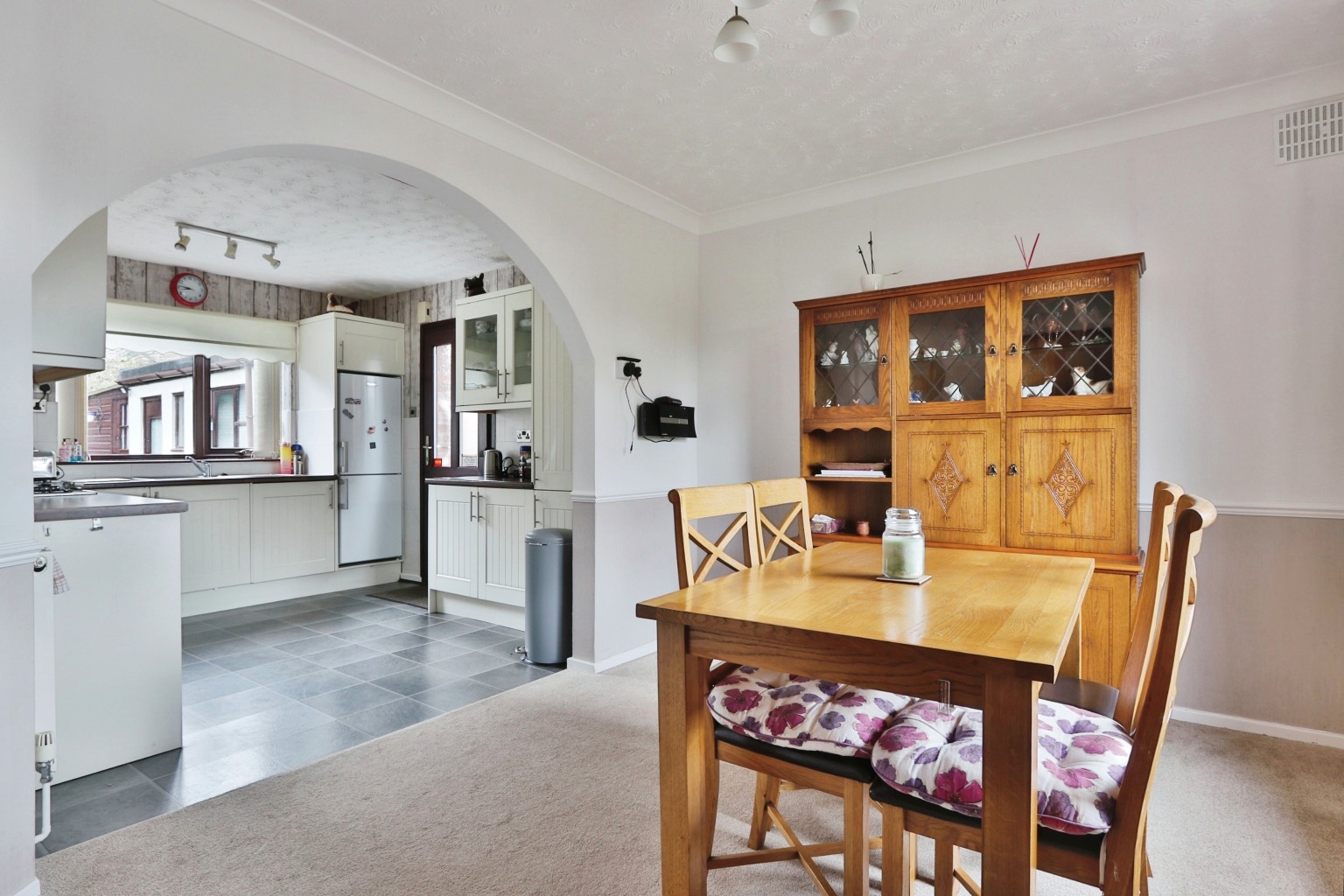 3 bed end of terrace house for sale in The Close, Cottingham  - Property Image 4