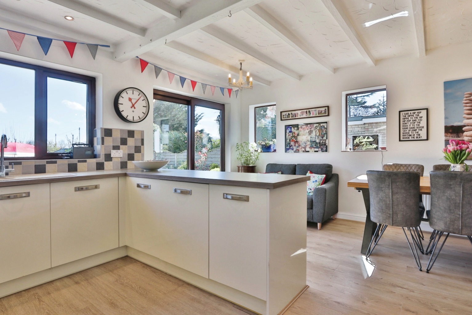 3 bed detached bungalow for sale in The Wolds, Cottingham  - Property Image 3