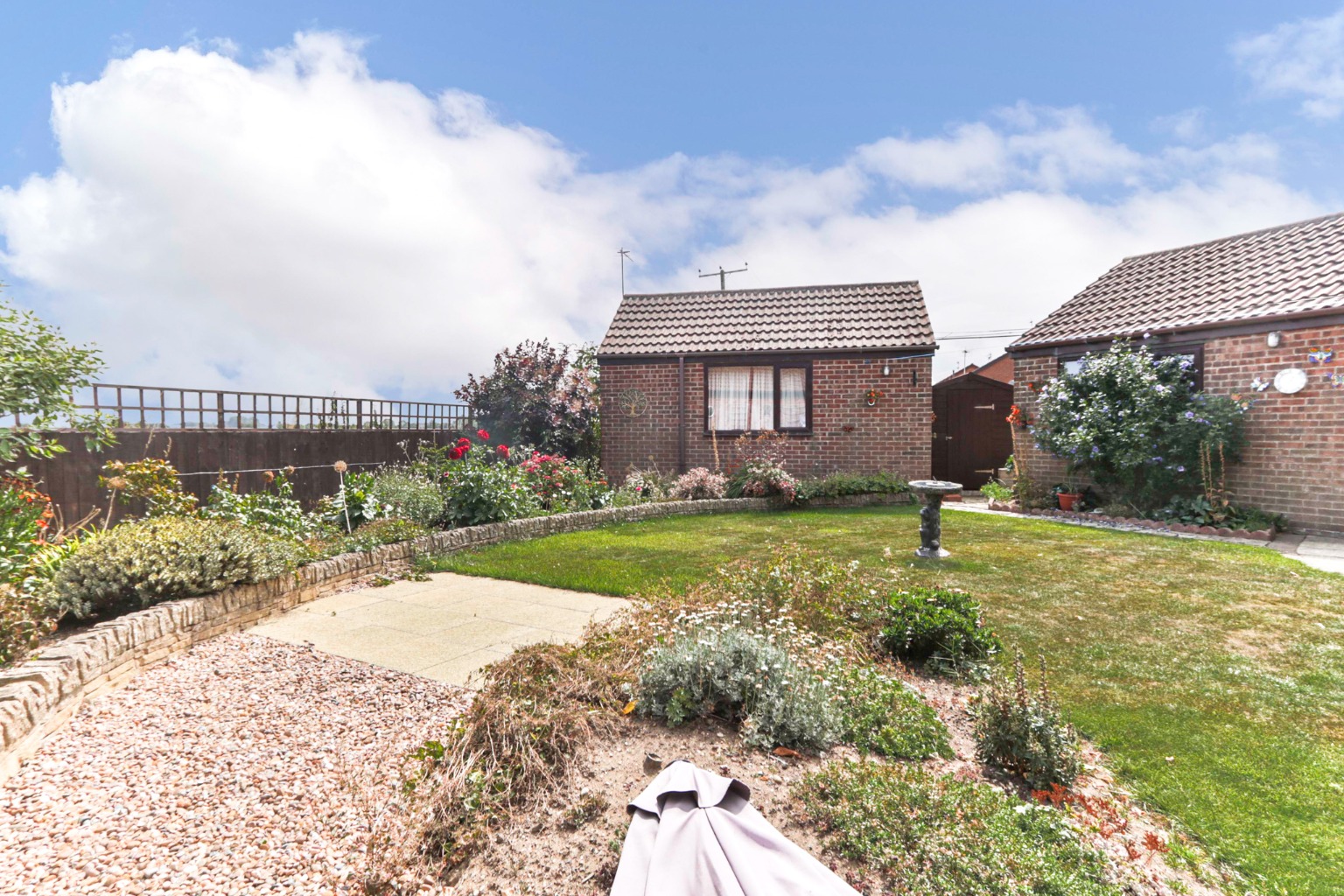 2 bed detached bungalow for sale in Highfield Rise, Hull  - Property Image 12