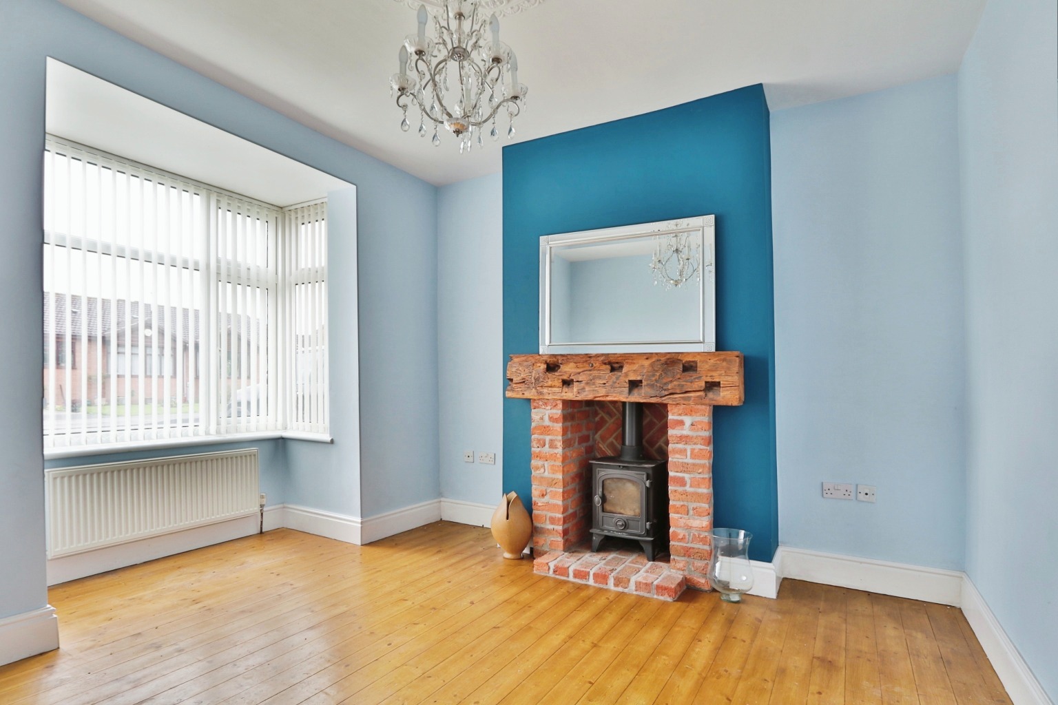 2 bed semi-detached house for sale in East End Road, Hull  - Property Image 2
