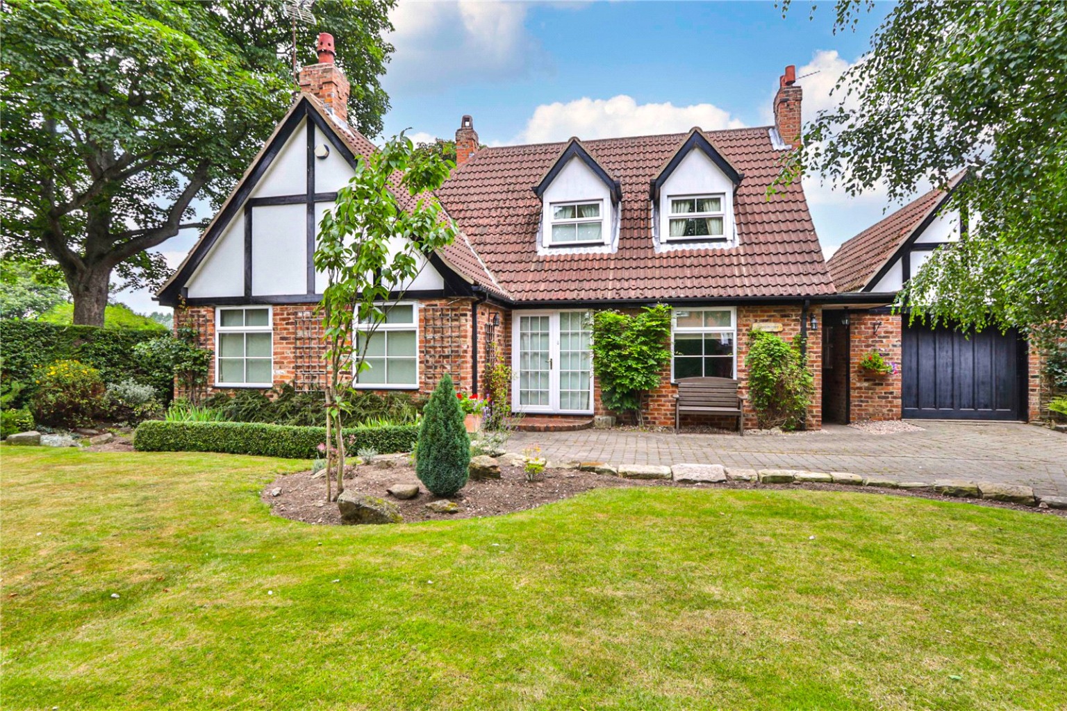 4 bed detached house for sale in Baxtergate, Hedon 1