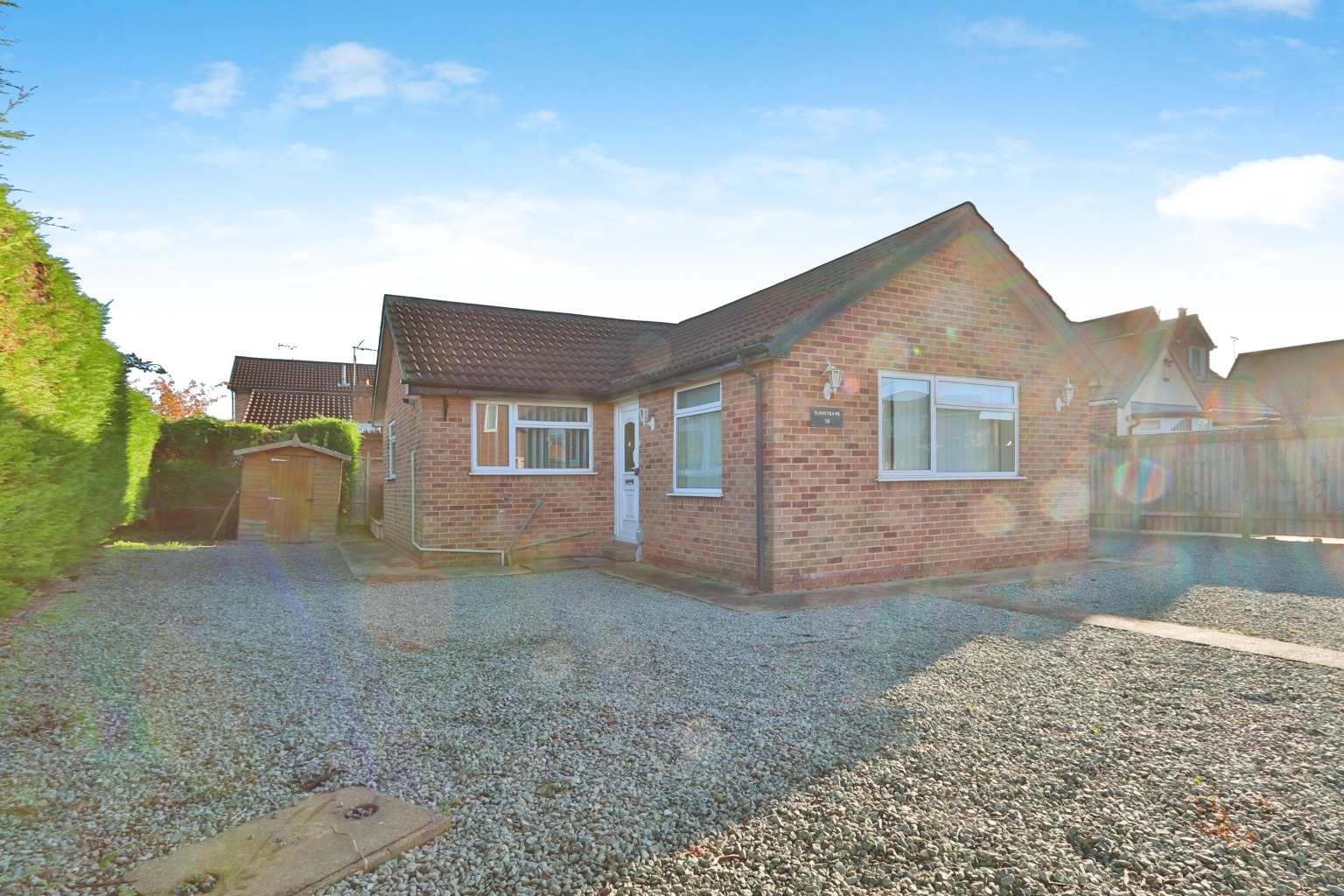 2 bed detached bungalow for sale in Acklam Road, Hull  - Property Image 10