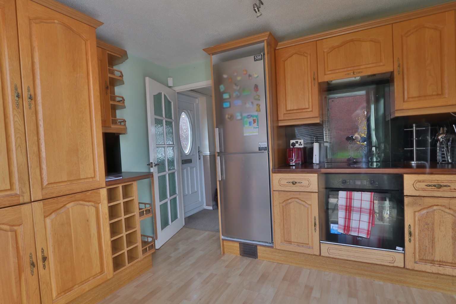 2 bed semi-detached house for sale in Chestnut Avenue, Hull  - Property Image 3