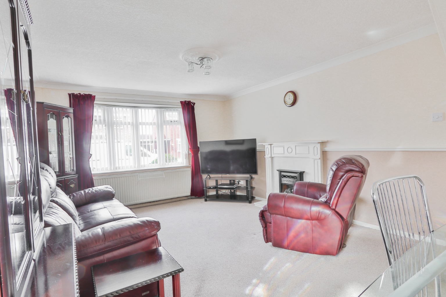 2 bed semi-detached house for sale in Chestnut Avenue, Hull  - Property Image 5