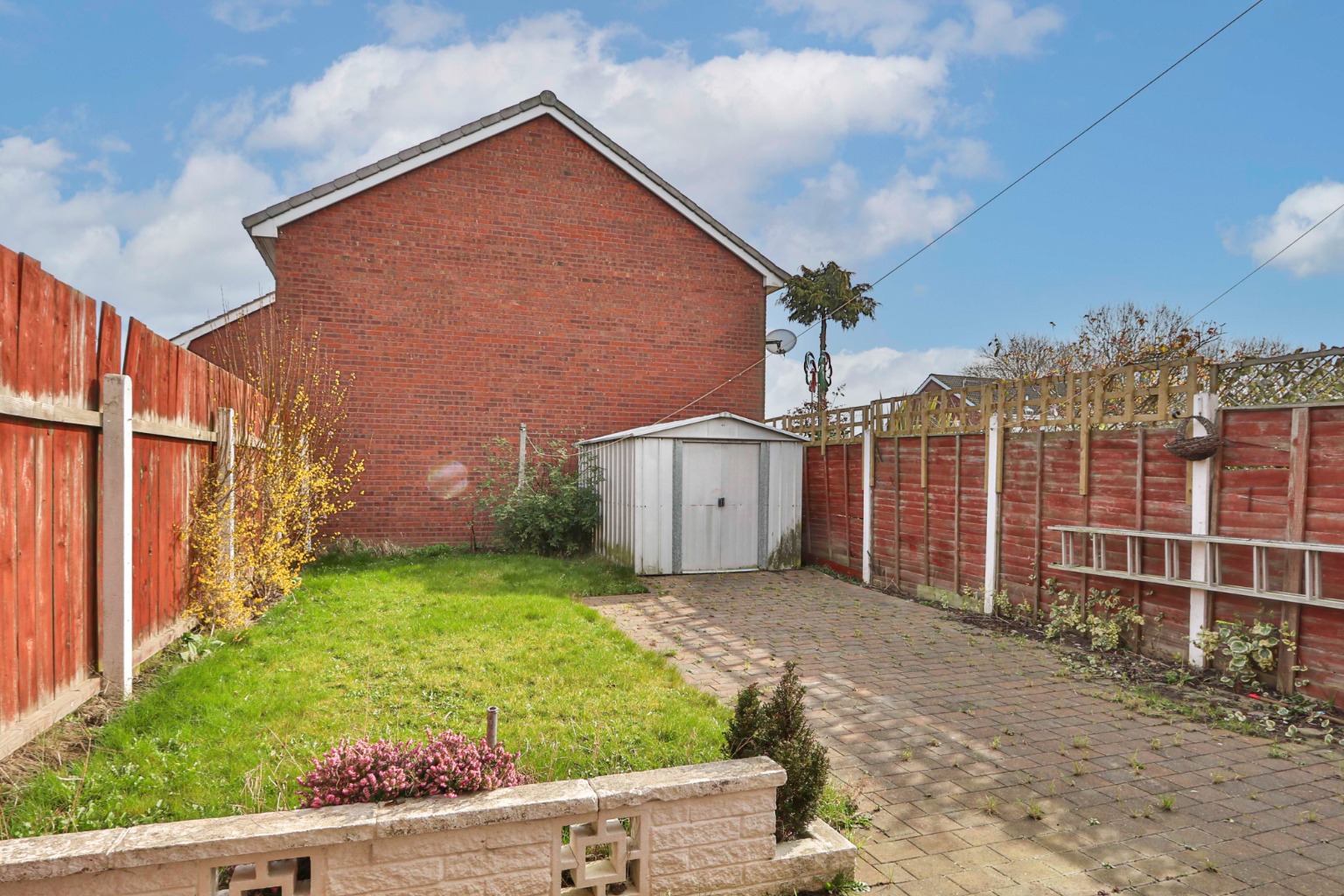 2 bed semi-detached house for sale in Chestnut Avenue, Hull  - Property Image 10