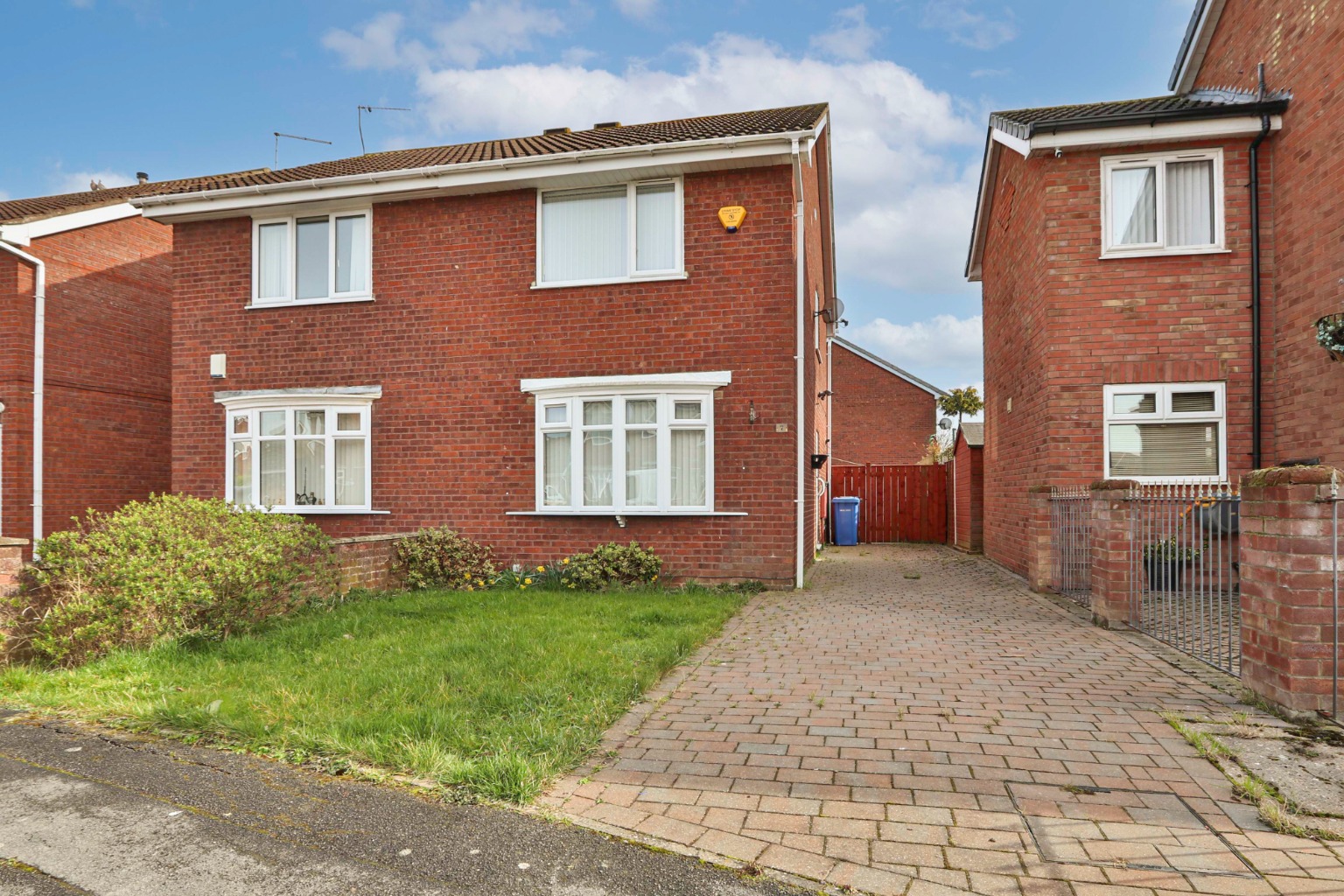 2 bed semi-detached house for sale in Chestnut Avenue, Hull, HU12