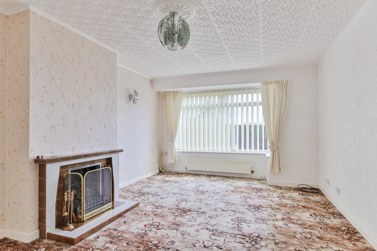2 bed bungalow for sale in Raines Close, Hull  - Property Image 3