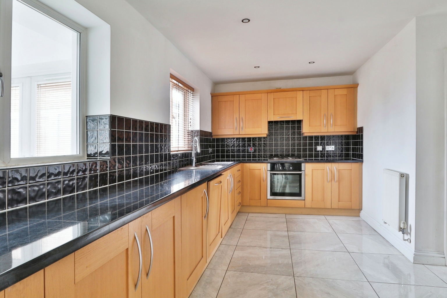 4 bed detached house for sale in Taillar Road, Hull  - Property Image 2