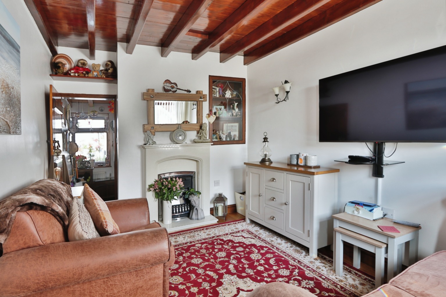 2 bed terraced house for sale in Main Street, Hull  - Property Image 2