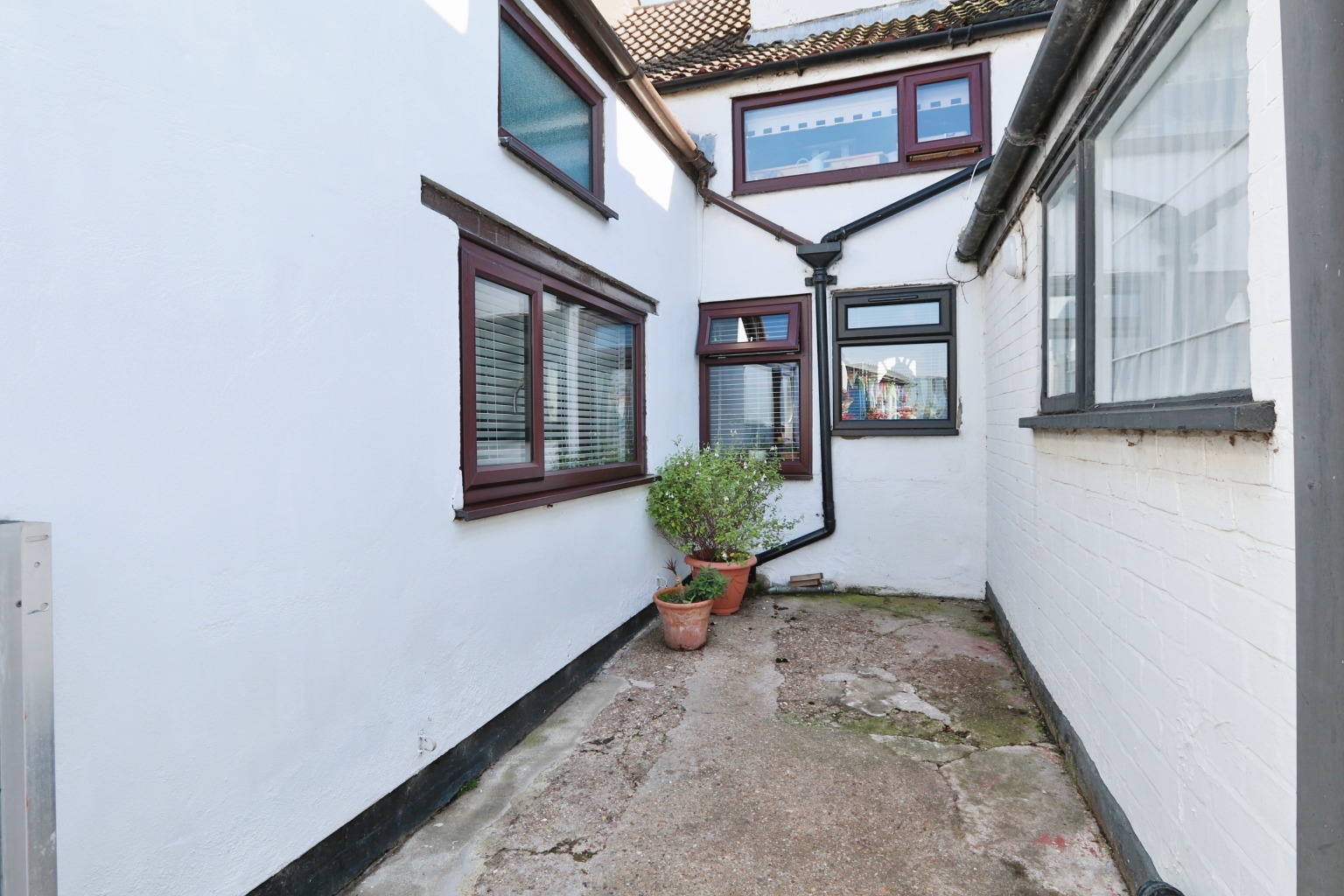 2 bed terraced house for sale in Main Street, Hull  - Property Image 10