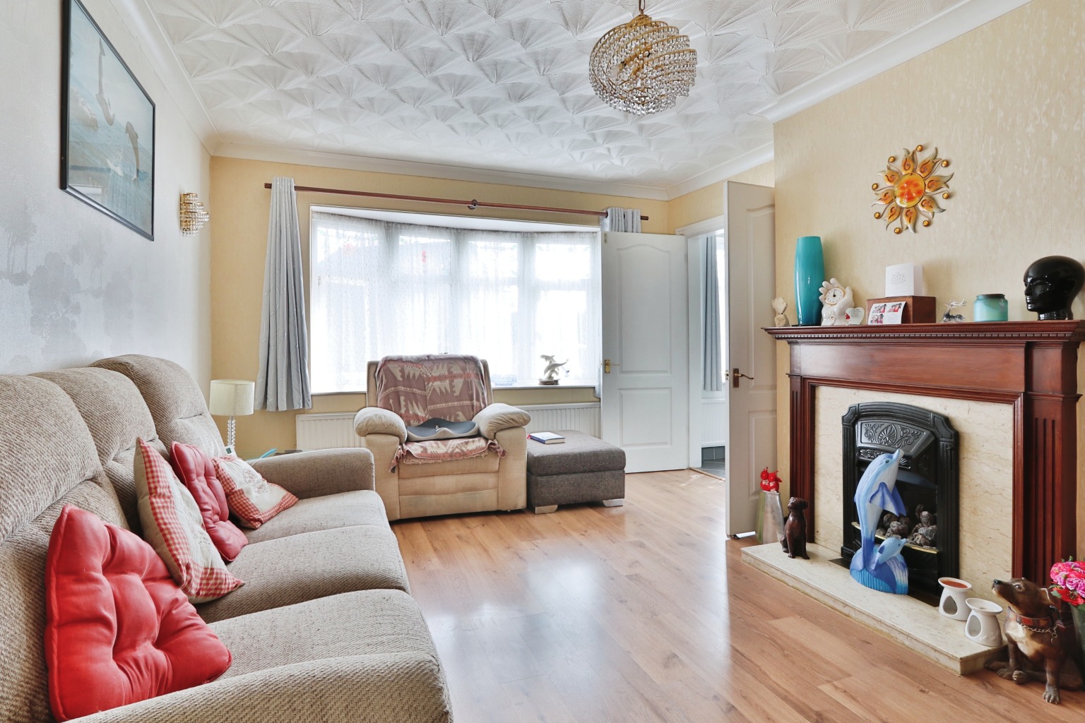 4 bed detached bungalow for sale in Manor Garth, Hull  - Property Image 6