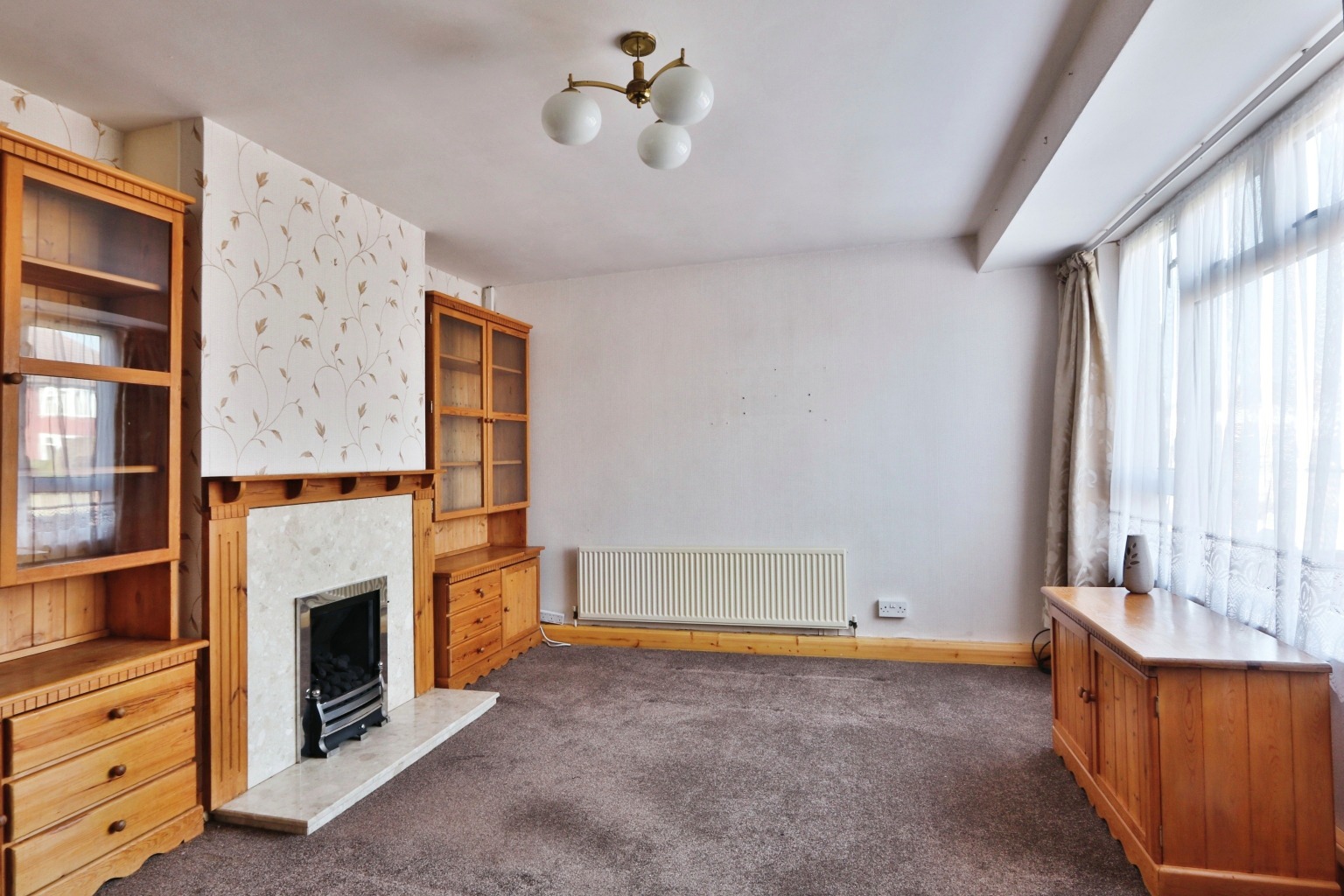 2 bed semi-detached bungalow for sale in Weghill Road, Hull  - Property Image 2