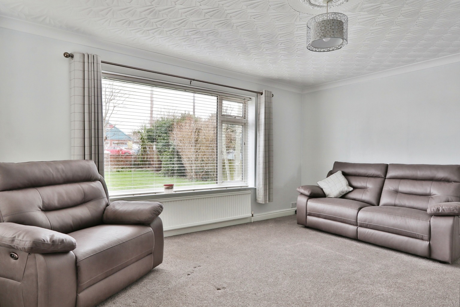 2 bed semi-detached bungalow for sale in Thorn Road, Hull  - Property Image 5