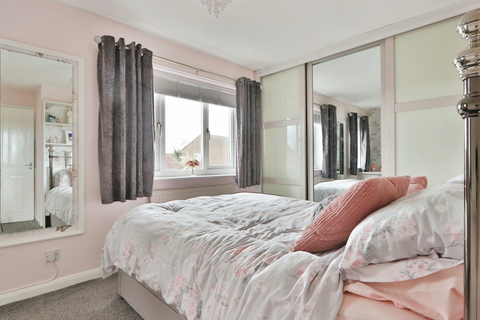 3 bed detached house for sale in Churchill Rise, Hull  - Property Image 7