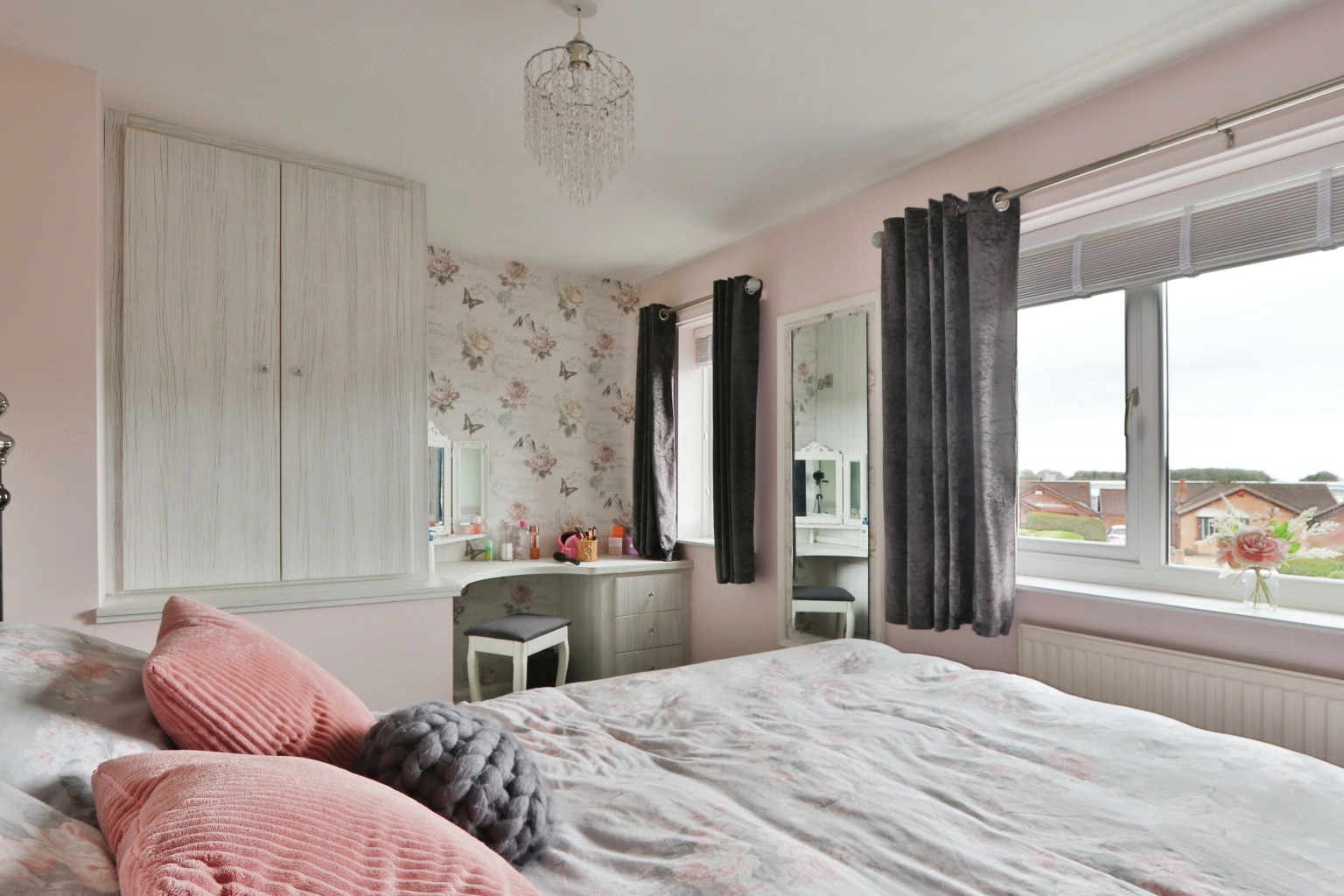 3 bed detached house for sale in Churchill Rise, Hull  - Property Image 9