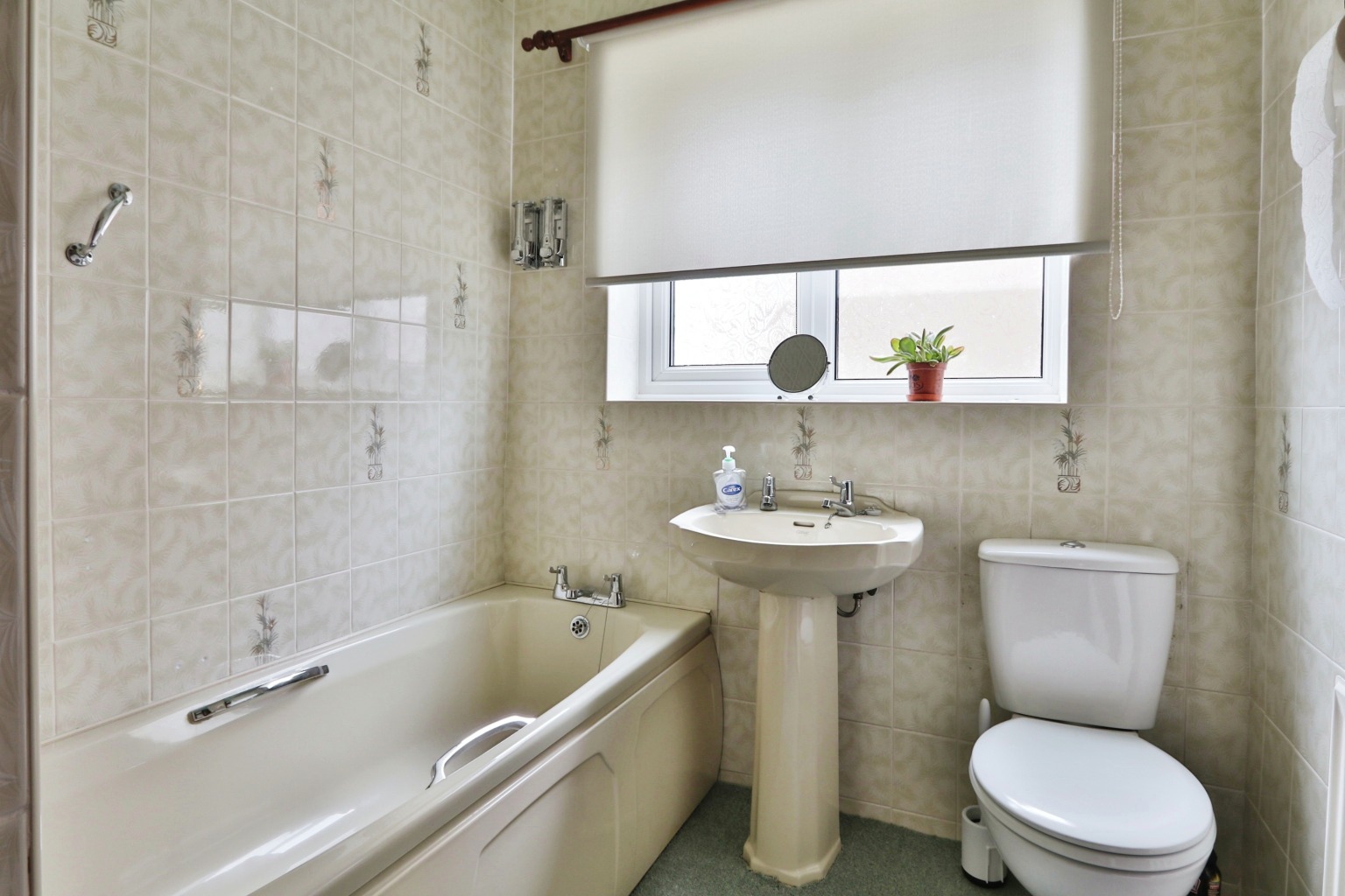 2 bed semi-detached bungalow for sale in St Martin's Road, Hull  - Property Image 7
