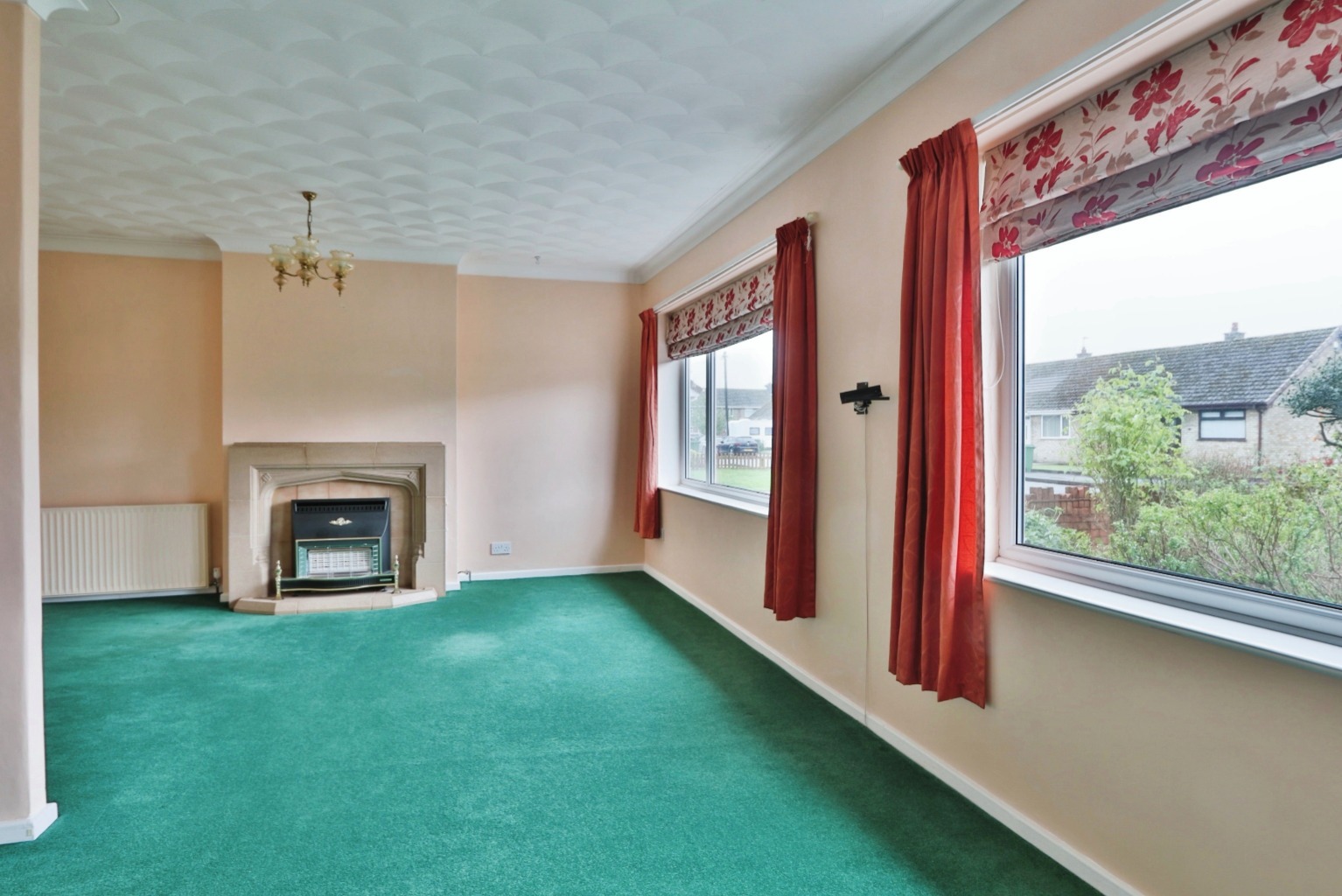 2 bed semi-detached bungalow for sale in St Martin's Road, Hull  - Property Image 5