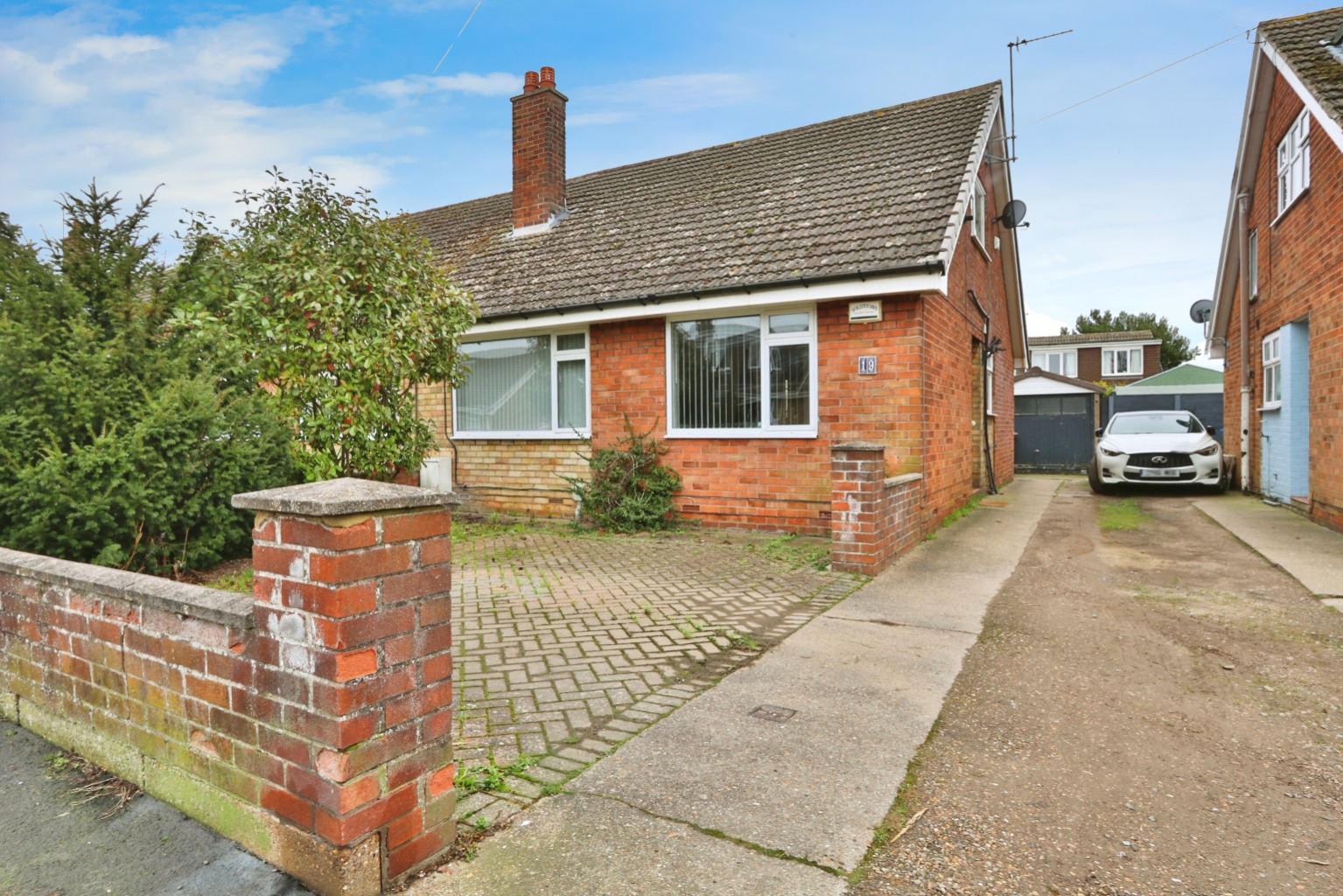 3 bed semi-detached bungalow for sale in Stockholm Road, Hull - Property Image 1