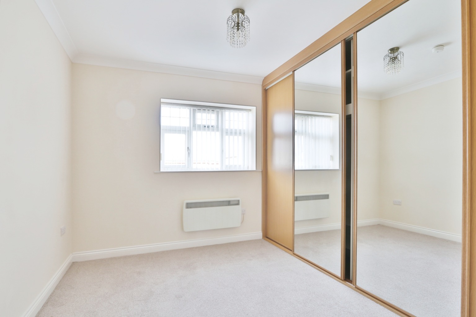 2 bed flat for sale in Birch Tree Drive, Hull  - Property Image 5