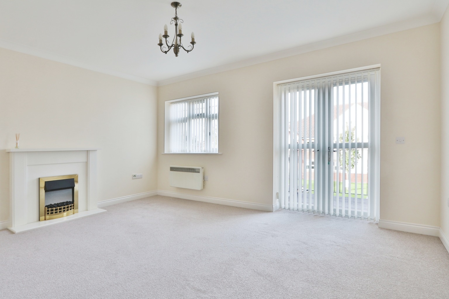 2 bed flat for sale in Birch Tree Drive, Hull  - Property Image 4