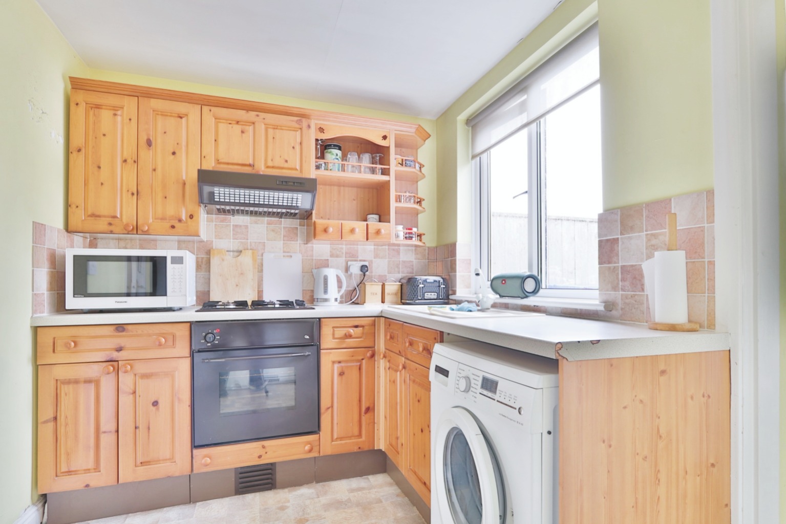 2 bed terraced house for sale in Manor Road, Hull  - Property Image 4