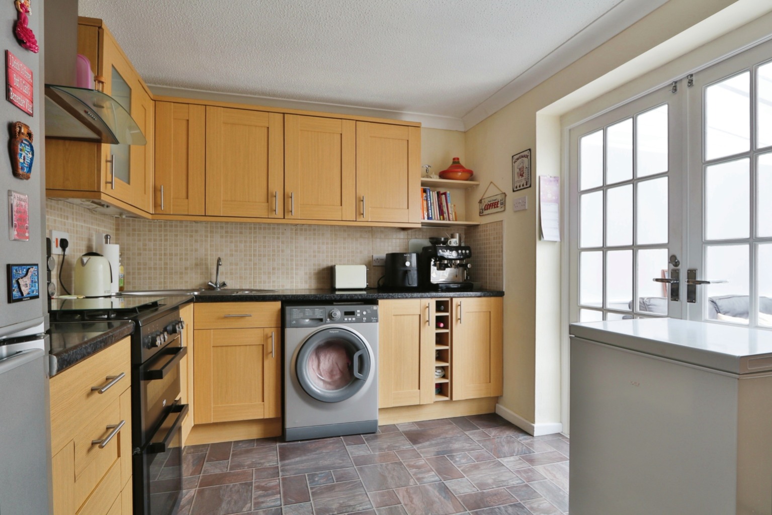 2 bed semi-detached house for sale in Brevere Road, Hull  - Property Image 4
