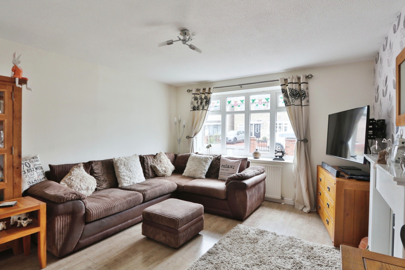 2 bed semi-detached house for sale in Brevere Road, Hull  - Property Image 3