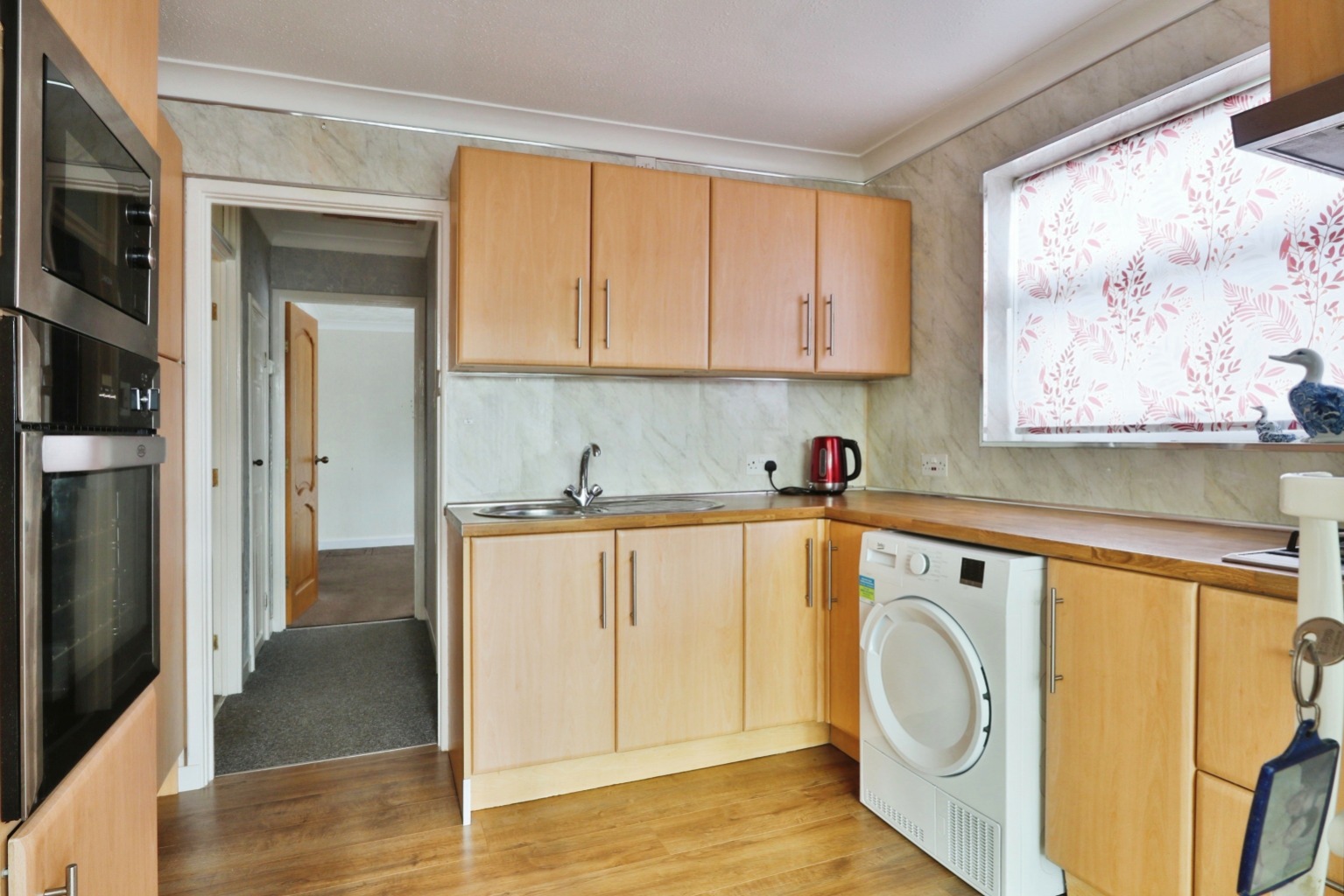 1 bed semi-detached bungalow for sale in Holcroft Garth, Hull  - Property Image 3