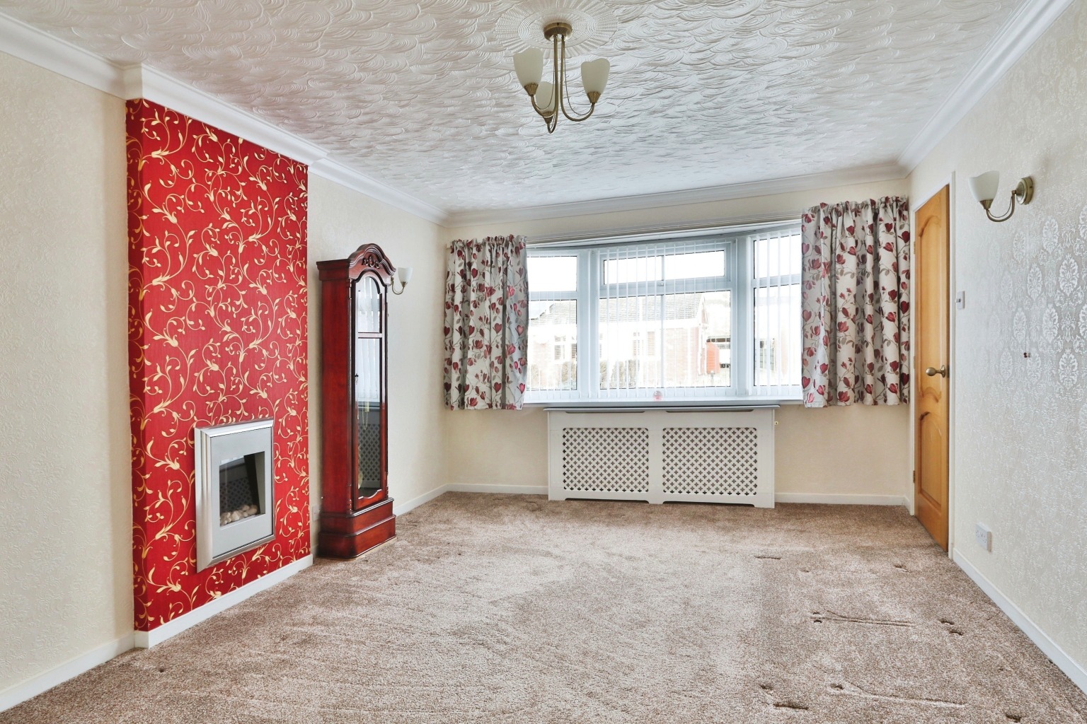 1 bed semi-detached bungalow for sale in Holcroft Garth, Hull  - Property Image 2
