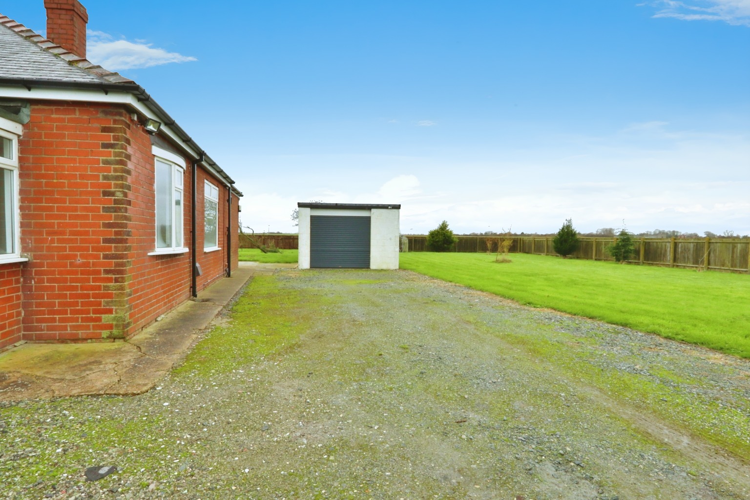 3 bed detached bungalow for sale in Holmpton Road, Withernsea  - Property Image 16