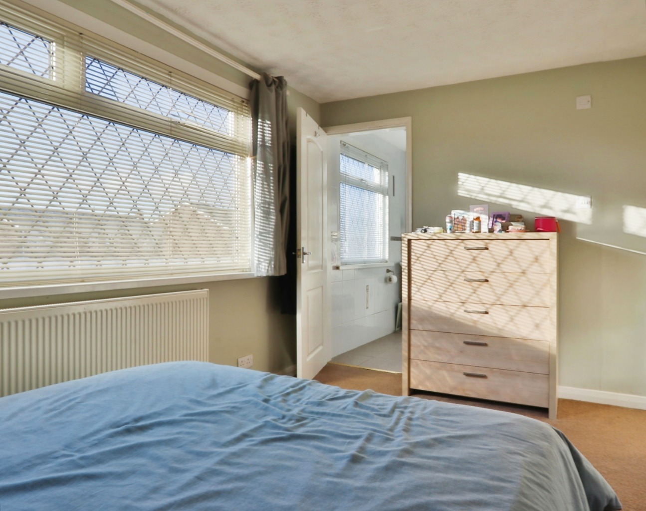 3 bed semi-detached house for sale in Clough Garth, Hull  - Property Image 10
