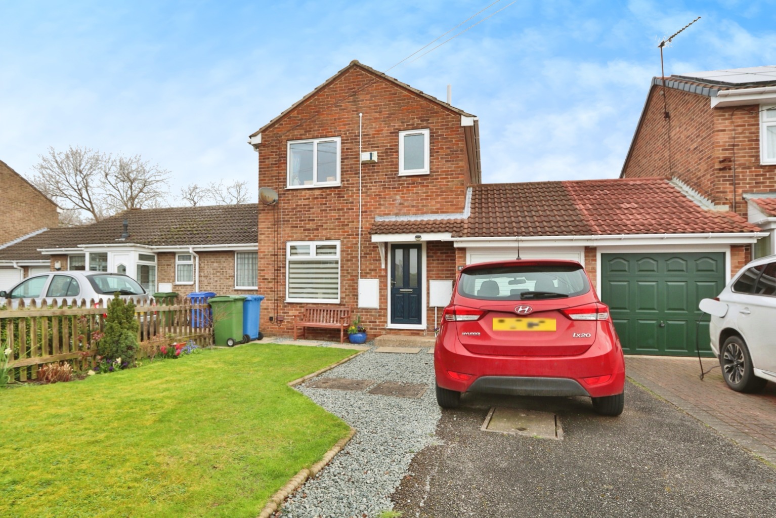 3 bed semi-detached house for sale in Brevere Road, Hull - Property Image 1